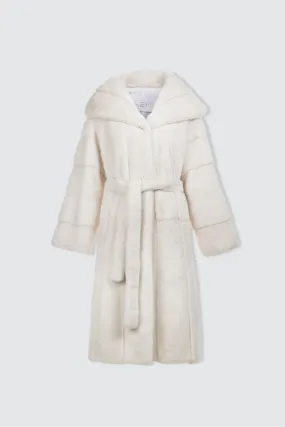 ---------Cappotto in visone bianco con cappuccio--------