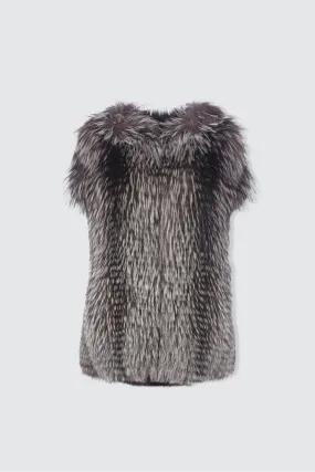 ---------Gilet in volpe argentata con cappuccio--------