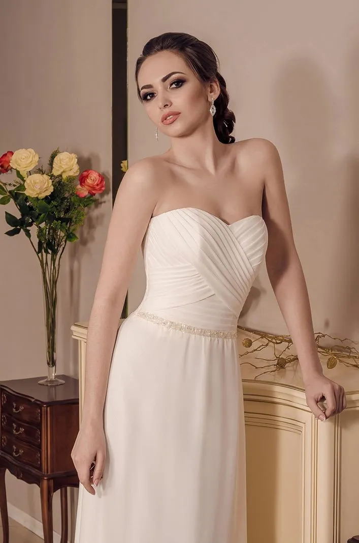 ---Straight-cut wedding dress for civil weddings strapless in clean-cut chiffon from the 2021 collection--