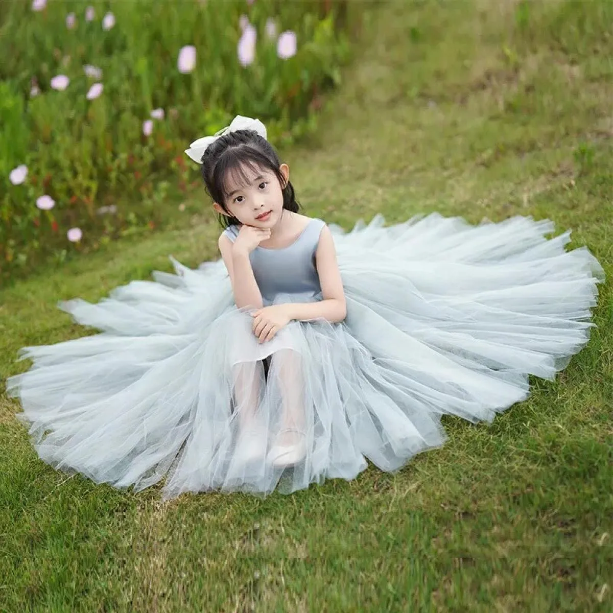 310 Years Old Children's Solid Color Dress Sleeveless Mesh Puffy Skirt Girls' Fashion Floor Sweeping Large Skirt Princes