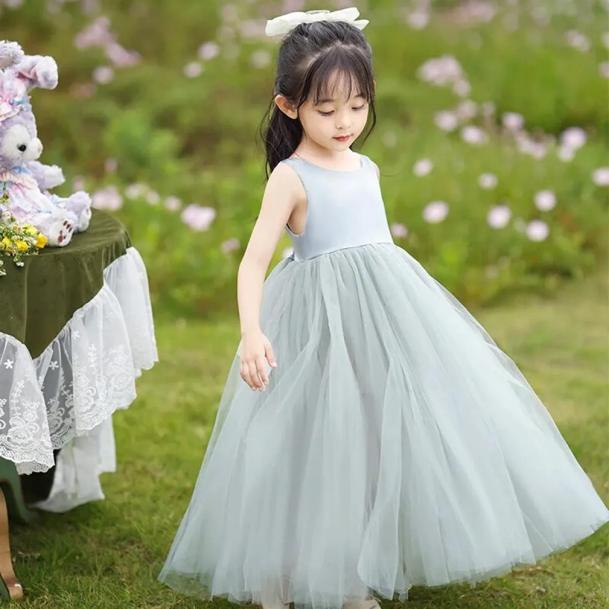 310 Years Old Children's Solid Color Dress Sleeveless Mesh Puffy Skirt Girls' Fashion Floor Sweeping Large Skirt Princes