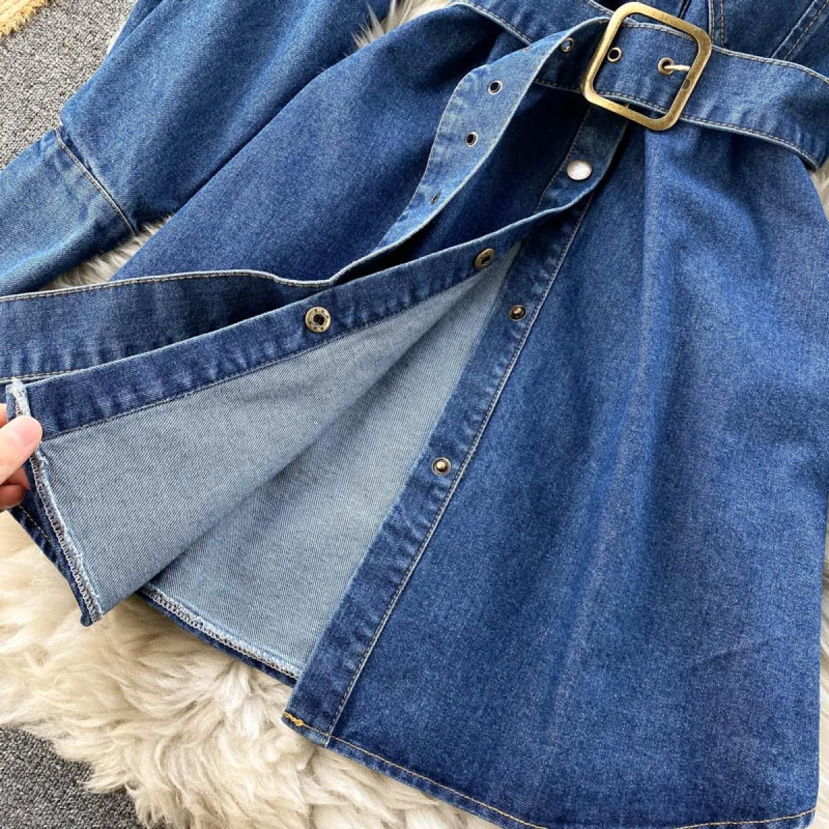 Abito in denim a maniche lunghe autunnale per donna Abiti con orlo monopetto Streetwear vintage Casual Keen Traf con cintura blu