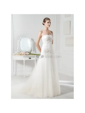 ASHLEY - A-line Strapless Chapel train Tulle Wedding dress