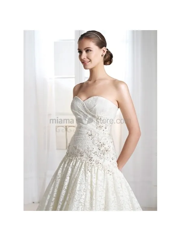 EMILY - A-line Sweetheart Chapel train Lace Wedding dress